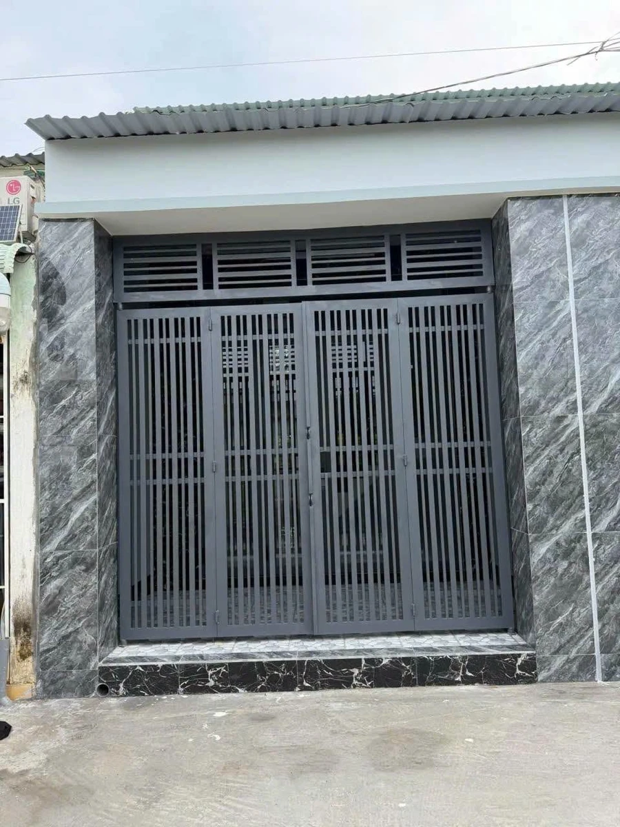 Bán nhà 4PN, 100m² phường Biên Hoà, Nhà Bè - Ảnh 1