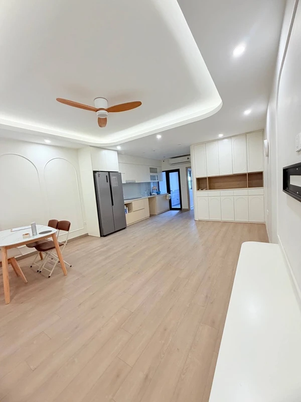 Bán căn hộ 2PN 75m² Thăng Long Garden 6 tỷ Minh Khai