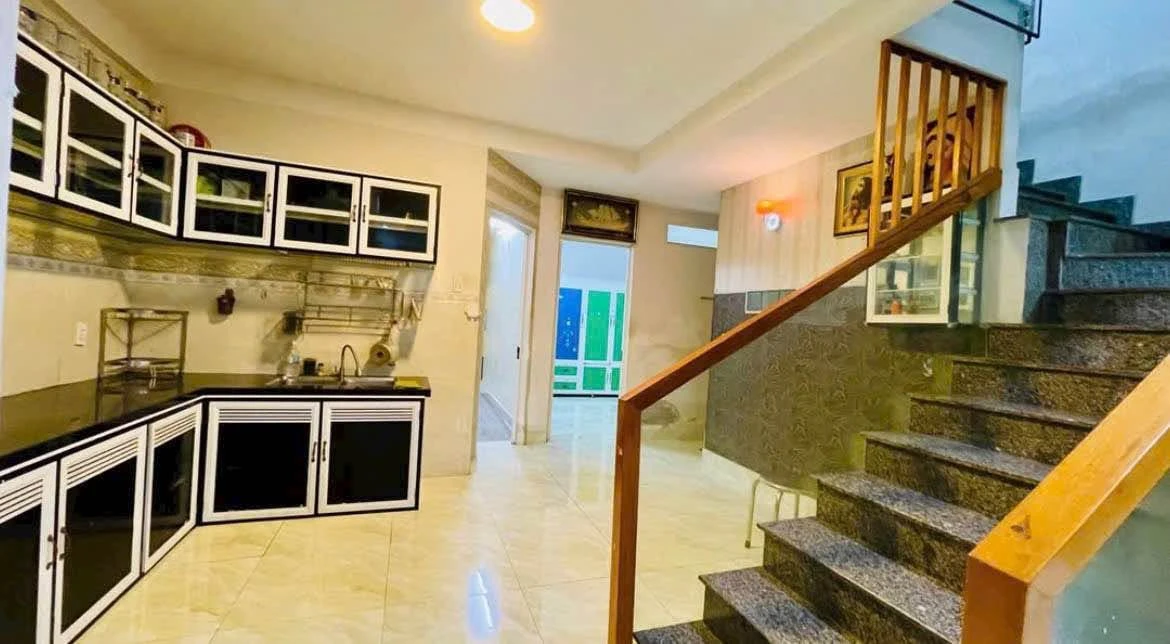 Bán nhà 81m2, 3 phòng ngủ sau bến xe Trần Đình Nam - Ảnh thu nhỏ 2