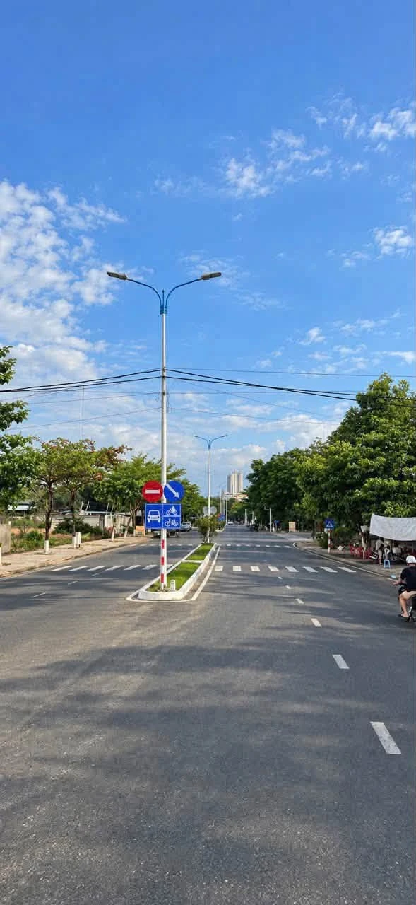 Bán lô góc 2 mặt tiền 306,2m² Nha Trang 21,1 tỷ - Ảnh 1