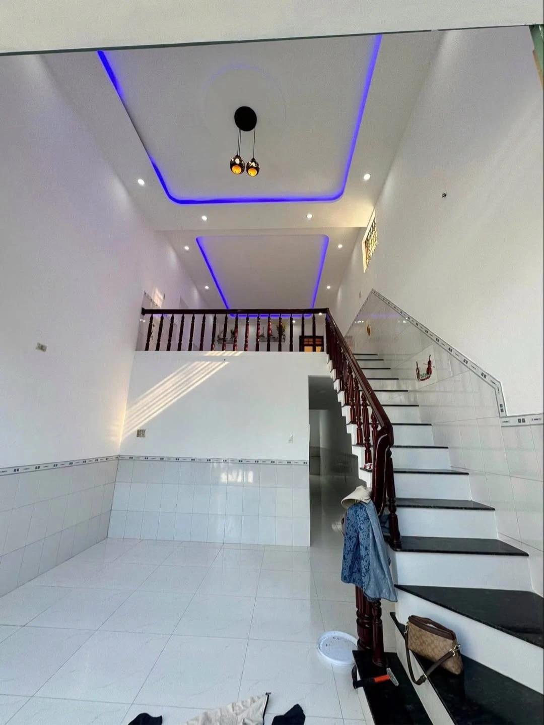 Bán nhà 72m2 hẻm Trần Hưng Đạo Quy Nhơn 2 tỷ 550 triệu - Ảnh 1