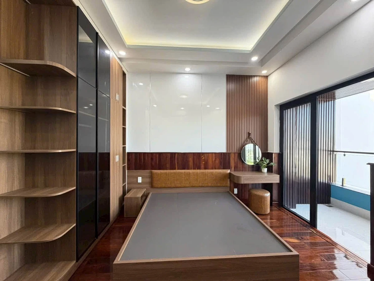 Bán nhà 1 trệt 2 lầu sân thượng 135m² Chánh Hiệp 3,65 tỷ - Ảnh thu nhỏ 5