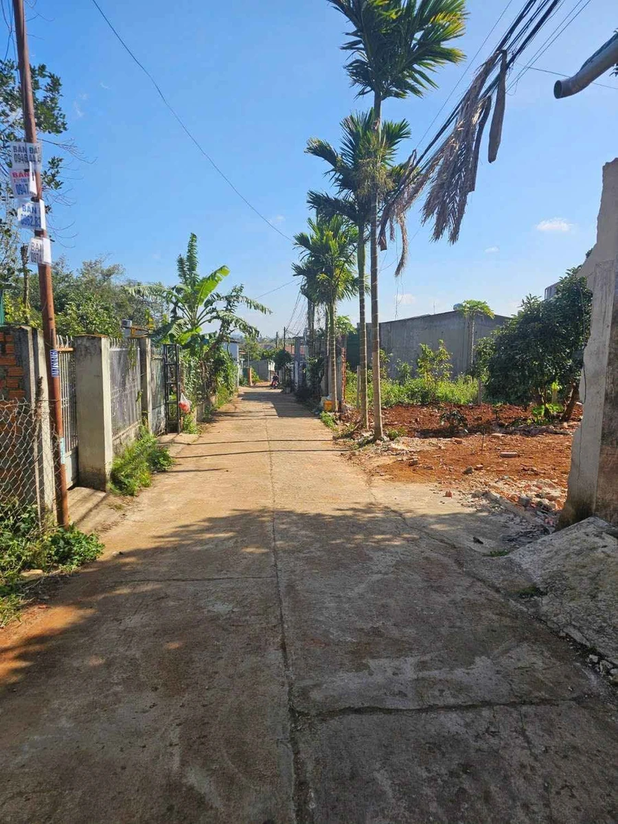 Bán lô đất 105m² trung tâm Bình Chánh, gần Vòng Xoay KM3, 2 tỷ 450 - Ảnh 1