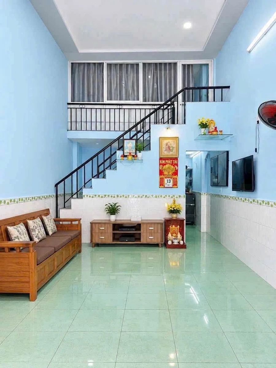 Bán nhà sổ hồng riêng 36m² Bình Chánh 2 tỷ 550 triệu - Ảnh thu nhỏ 2