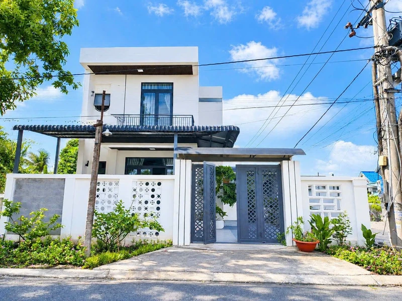 Bán nhà góc 2 mặt tiền 150m² 3 phòng ngủ Tây Ninh