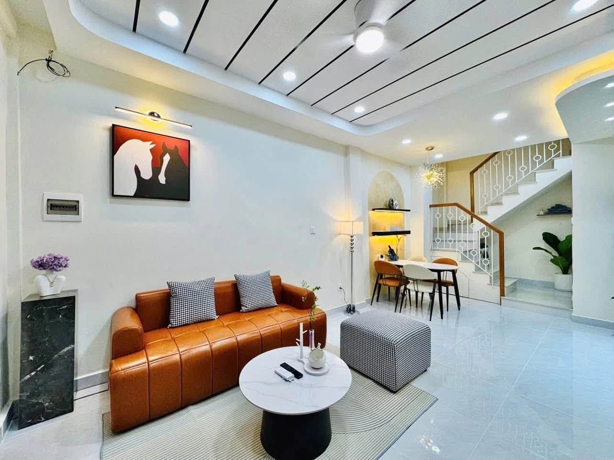 Bán nhà phố 3 tầng, 3PN gần MT Hàng Xanh, Bình Thạnh, 28.8m2 - Ảnh thu nhỏ 2