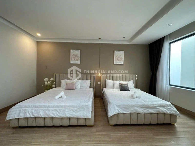 Bán nhà mặt tiền Thái Văn Lung 100m² 5 phòng ngủ Nha Trang