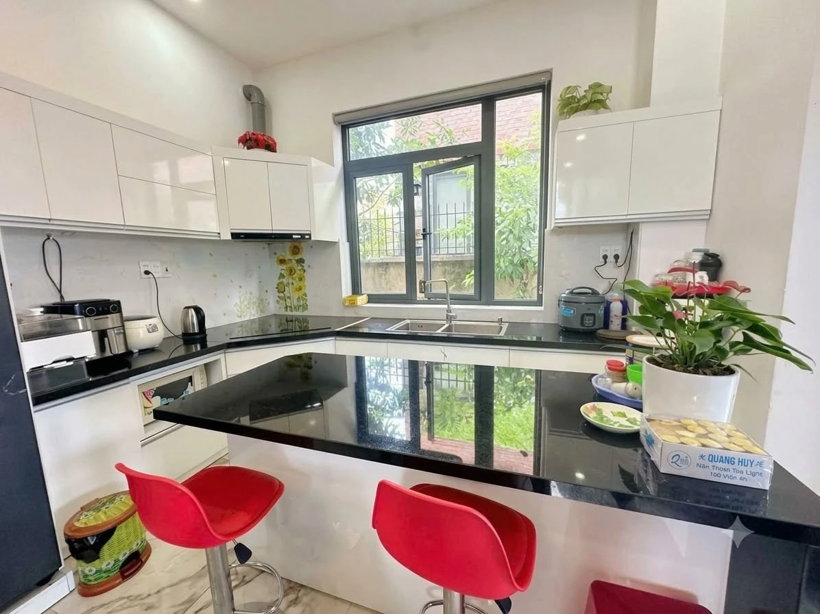 Bán villa 200m², 5 phòng ngủ, Trịnh Hoài Đức, Đà Lạt, 8.2 tỷ - Ảnh thu nhỏ 2