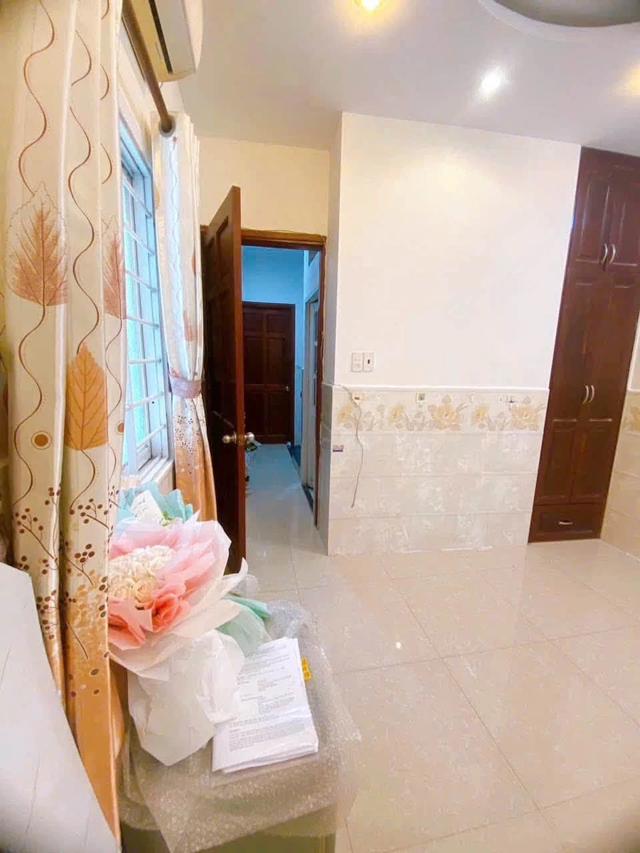 Bán nhà 5 tầng 35m² Quận 4, 6 phòng cho thuê, giá 6,999 tỷ - Ảnh thu nhỏ 4