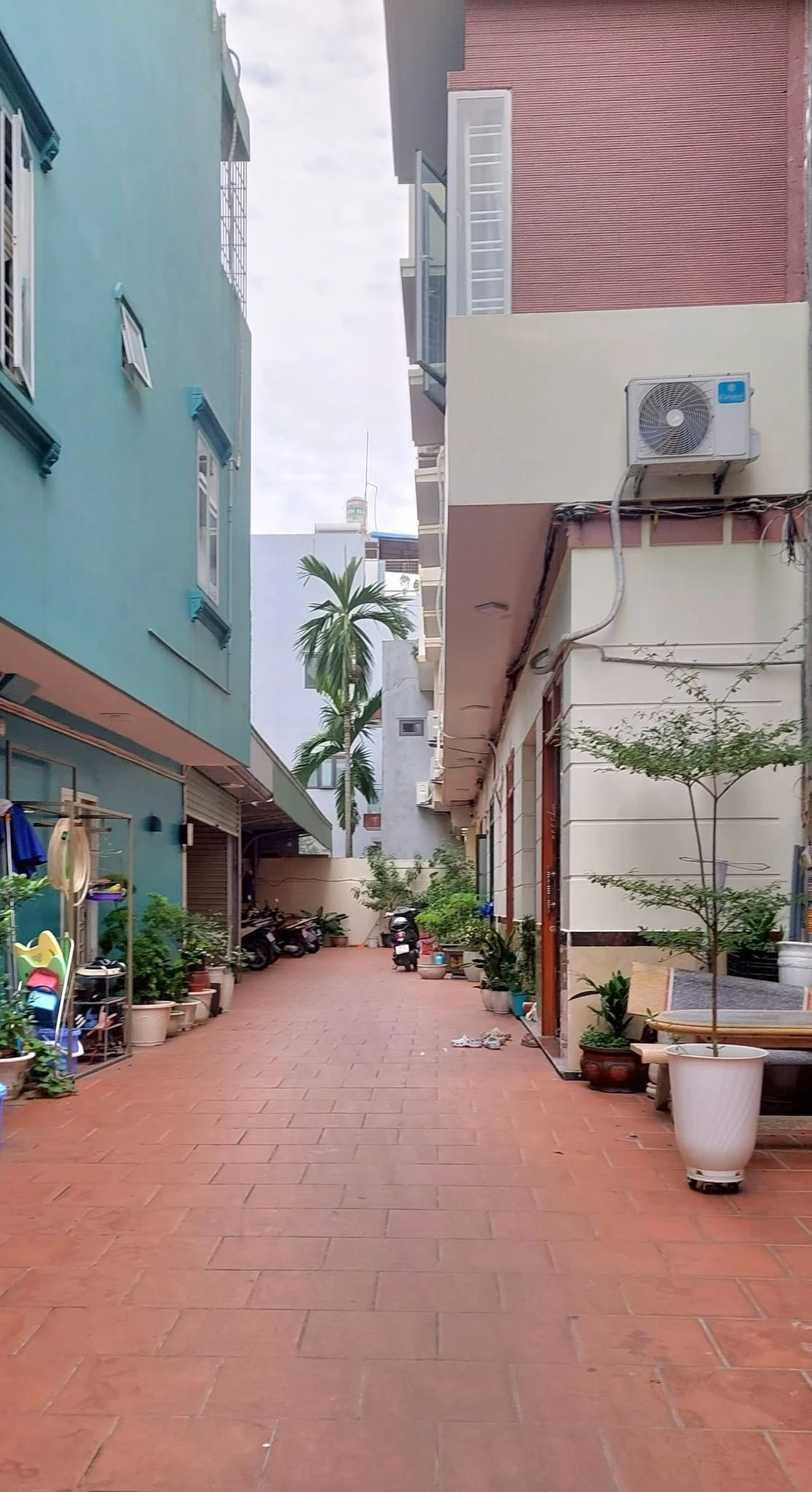Bán nhà 45m² 4 tầng 4 PN Phố Hoàng Quý 3,5 tỷ - Ảnh 1