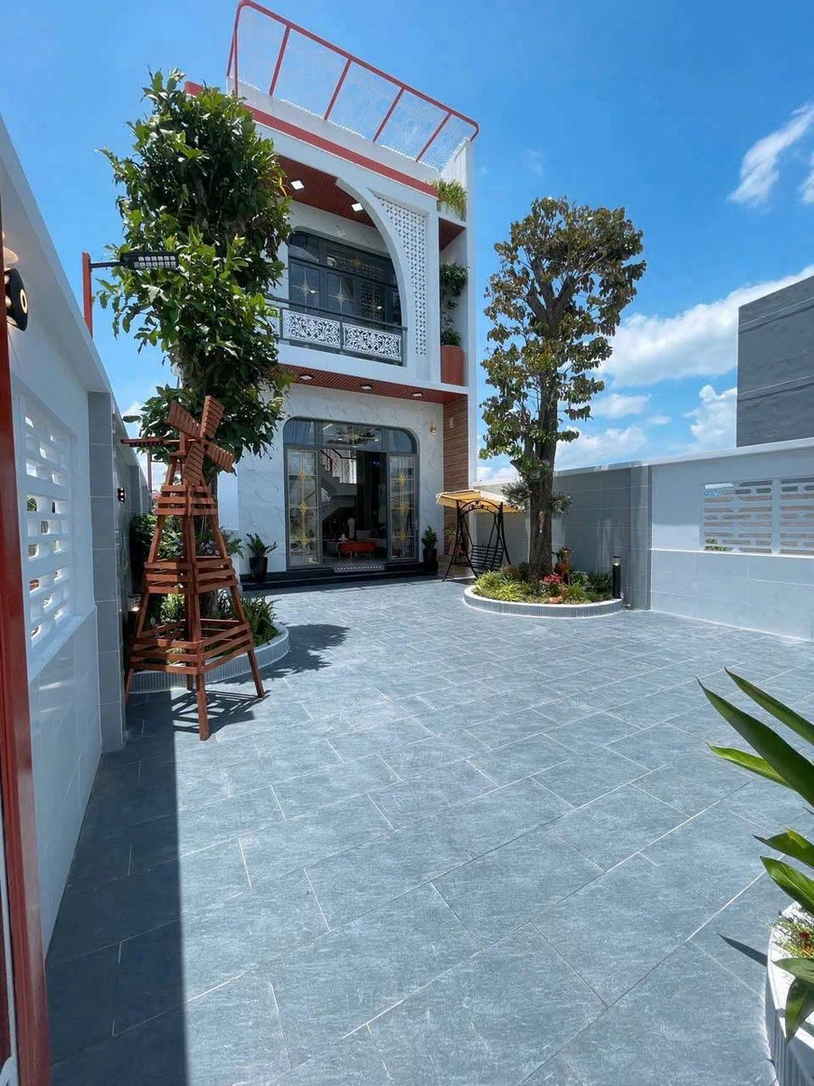 Bán nhà vườn 310m2 Đông Đúc, 3 phòng ngủ, 5 tỷ 490 triệu - Ảnh thu nhỏ 3