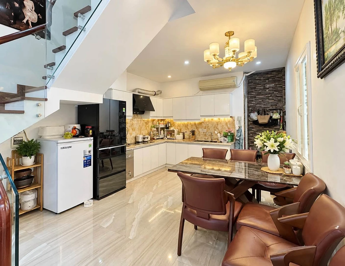 Bán nhà 50m2 4 tầng 4 phòng ngủ gần Nhà Hát Lớn - Ảnh thu nhỏ 2