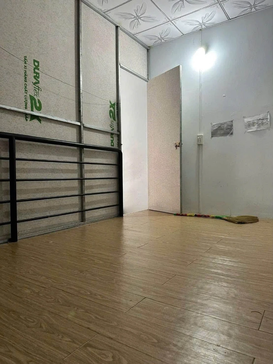 Nhà gác lửng 30m² gần Trần Hưng Đạo, Quận 1 - Ảnh thu nhỏ 4