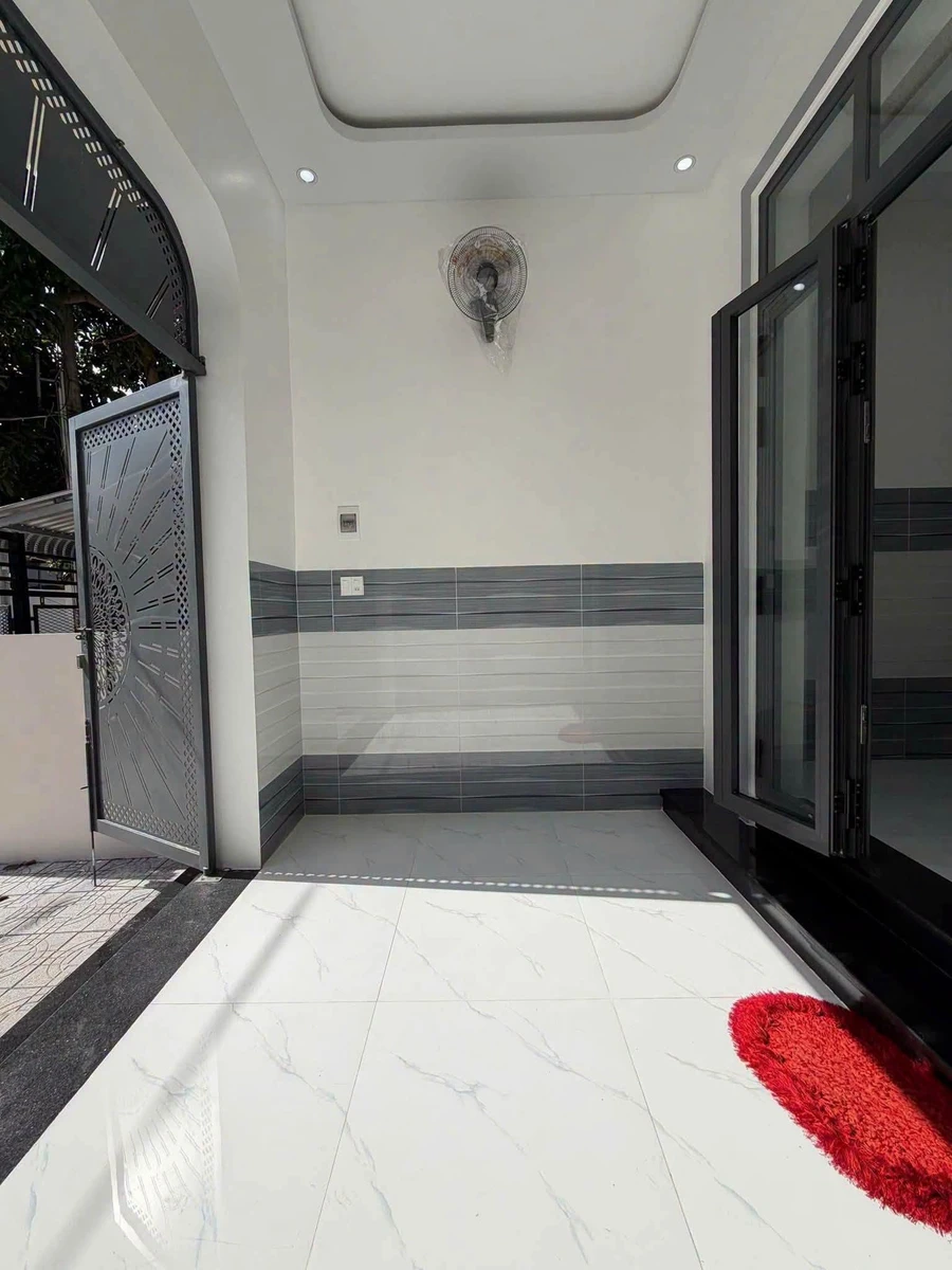 Bán nhà mặt tiền Nguyễn Văn Tố Rạch Giá 91,4m² 3 tỷ 450 triệu - Ảnh thu nhỏ 3