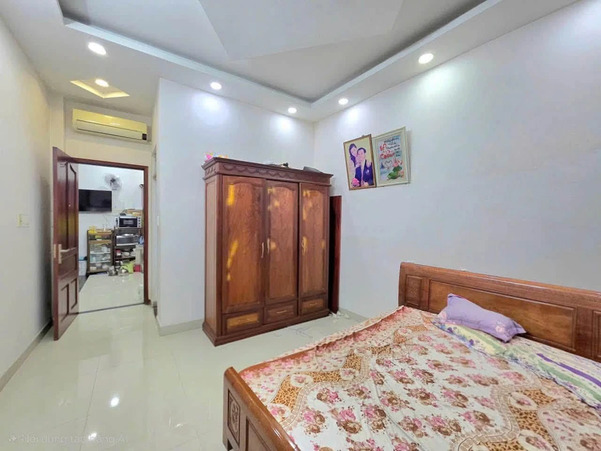 Bán nhà hẻm 5m Nguyễn Tri Phương, Quận 10, 3.8x11m, 4 tầng 4PN, 9,2 tỷ - Ảnh thu nhỏ 3