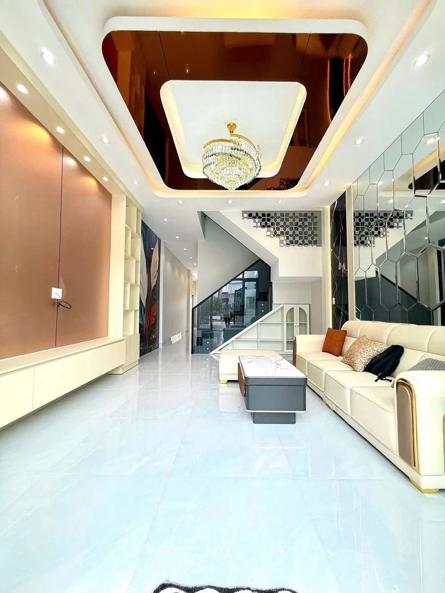 Bán nhà phố 1 trệt 1 lầu 4PN hẻm ô tô gần đường Liên Hương, Rạch Giá, giá 2,86 tỷ - Ảnh thu nhỏ 3
