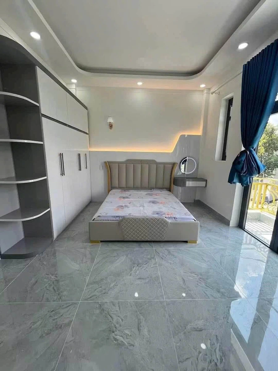 Bán nhà sổ riêng 75m² 3 phòng ngủ Tân Uyên 2,4 tỷ - Ảnh thu nhỏ 5
