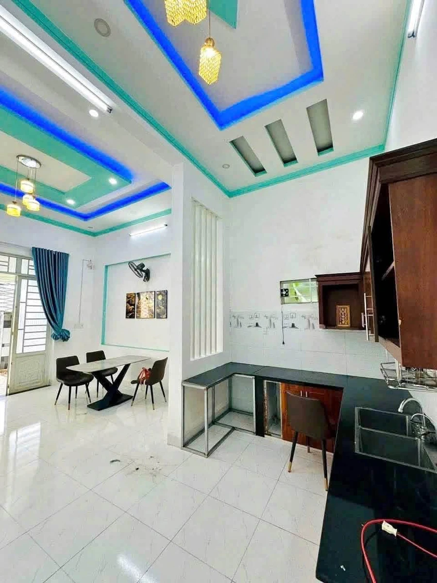 Bán nhà cấp 4 hẻm 37 Phùng Hưng, 5x25m, 2 phòng ngủ, giá 2,95 tỷ, Buôn Ma Thuột - Ảnh thu nhỏ 3