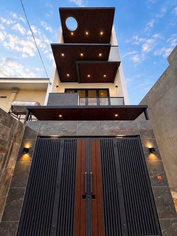 Bán nhà 1 trệt 2 lầu 5 PN 76m² Bửu Hoà 3 tỷ 999 - Ảnh 1
