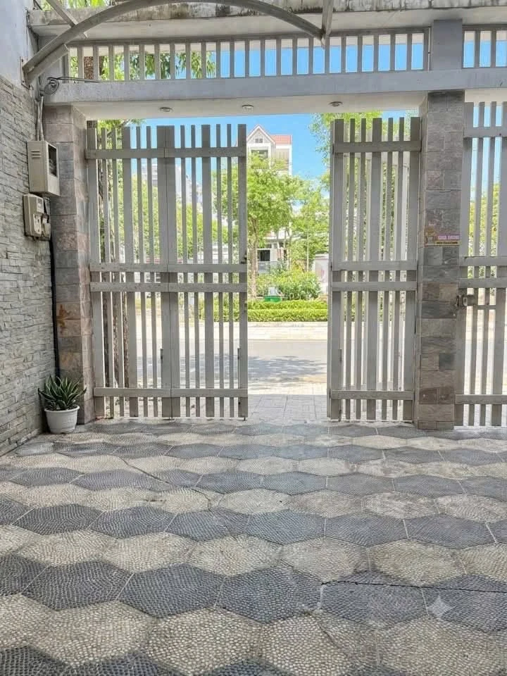 Bán nhà 3 tầng 90m² view sông KDC Phú Mỹ, Nguyễn Lương Bằng nối dài, Quận 7 - 10,1 tỷ - Ảnh thu nhỏ 5