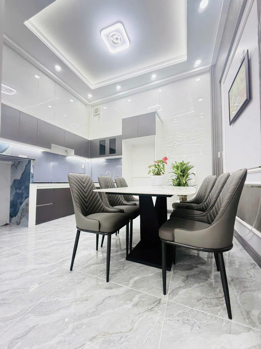 Bán nhà 2 tầng 62m², 2PN, ô tô đỗ cửa, Tân Chánh Hiệp, Quận 12 - Ảnh thu nhỏ 4
