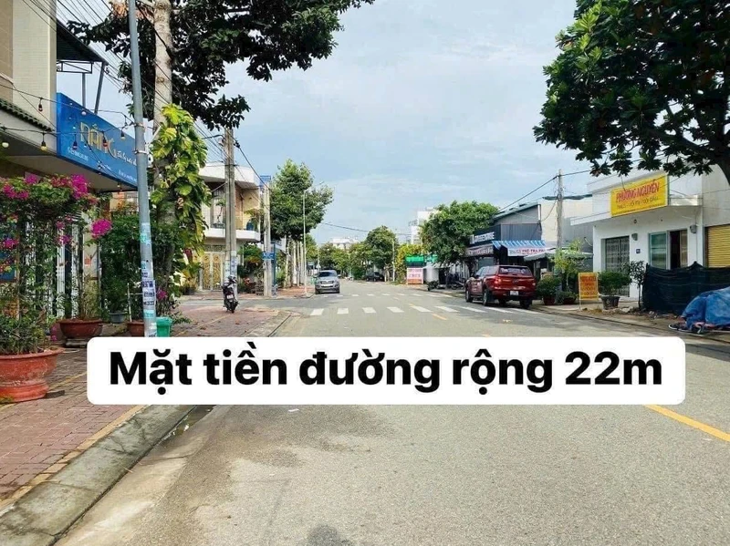 Bán đất mặt tiền Lê Long Vân 80m2, P. Long Tâm, TP Bà Rịa, giá khoảng 2,5 tỷ