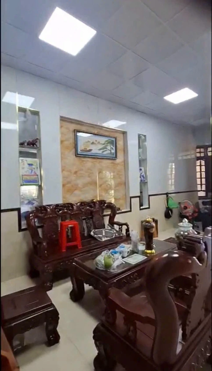 Bán nhà Tân Phú gần Trần Hưng Đạo 210 m² - Ảnh thu nhỏ 2