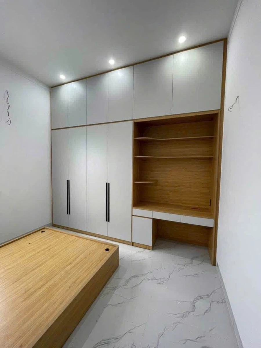Bán nhà mới 3 phòng ngủ 120m2 gần sân bay, 2,5 tỷ - Ảnh thu nhỏ 4