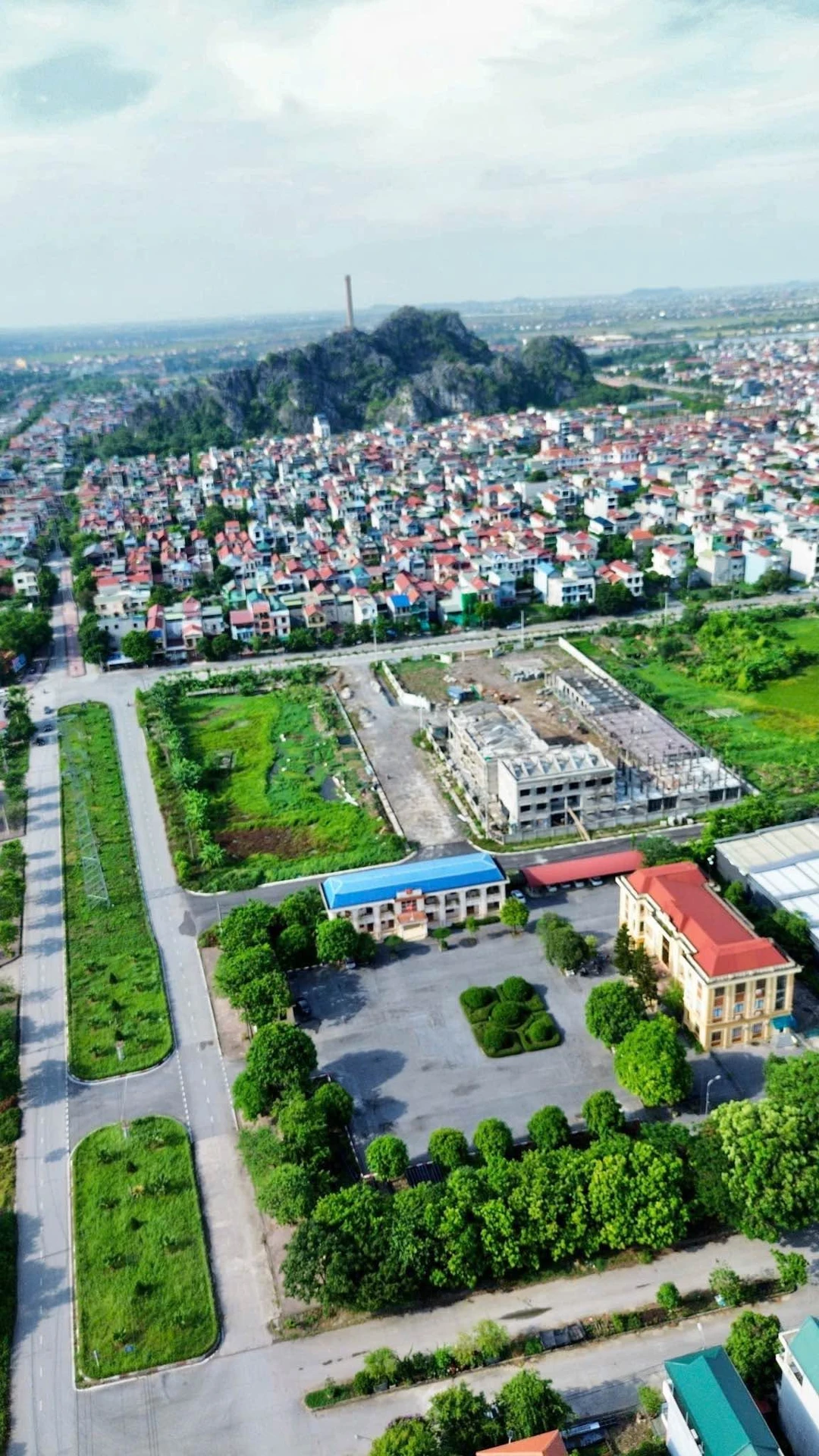 Bán lô góc 169m2 Bình Tân giá 7 tỷ - Ảnh 1