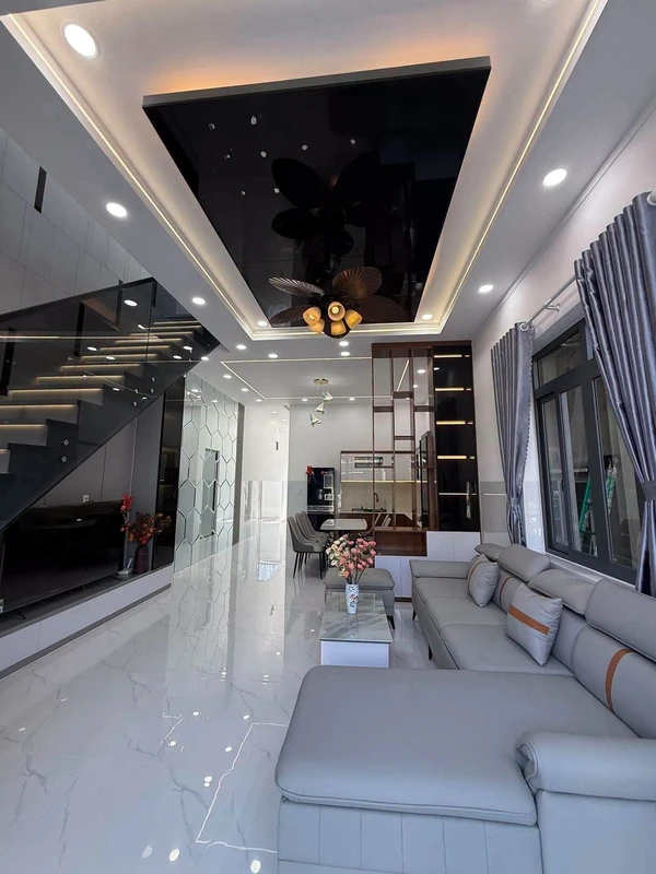 Bán nhà 1 trệt 1 lầu 3PN 4WC Tây Ninh, 100m², 3 tỷ 250 triệu