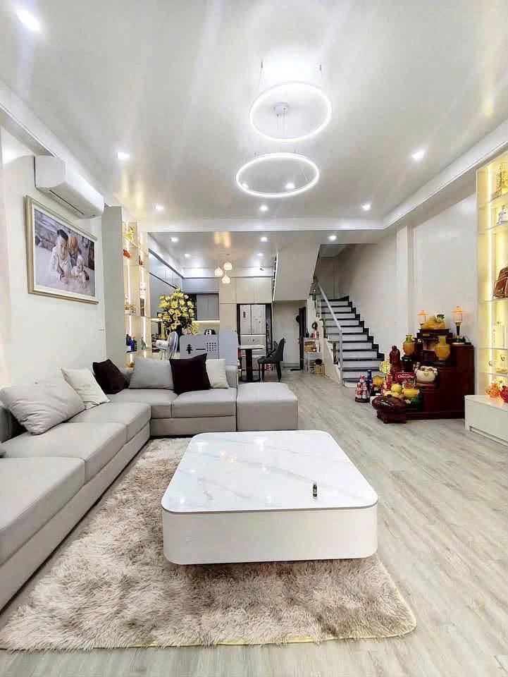 Bán nhà 4 tầng 67m2 Trần Nguyên Hãn, Hải Phòng 4,799 tỷ - Ảnh 1