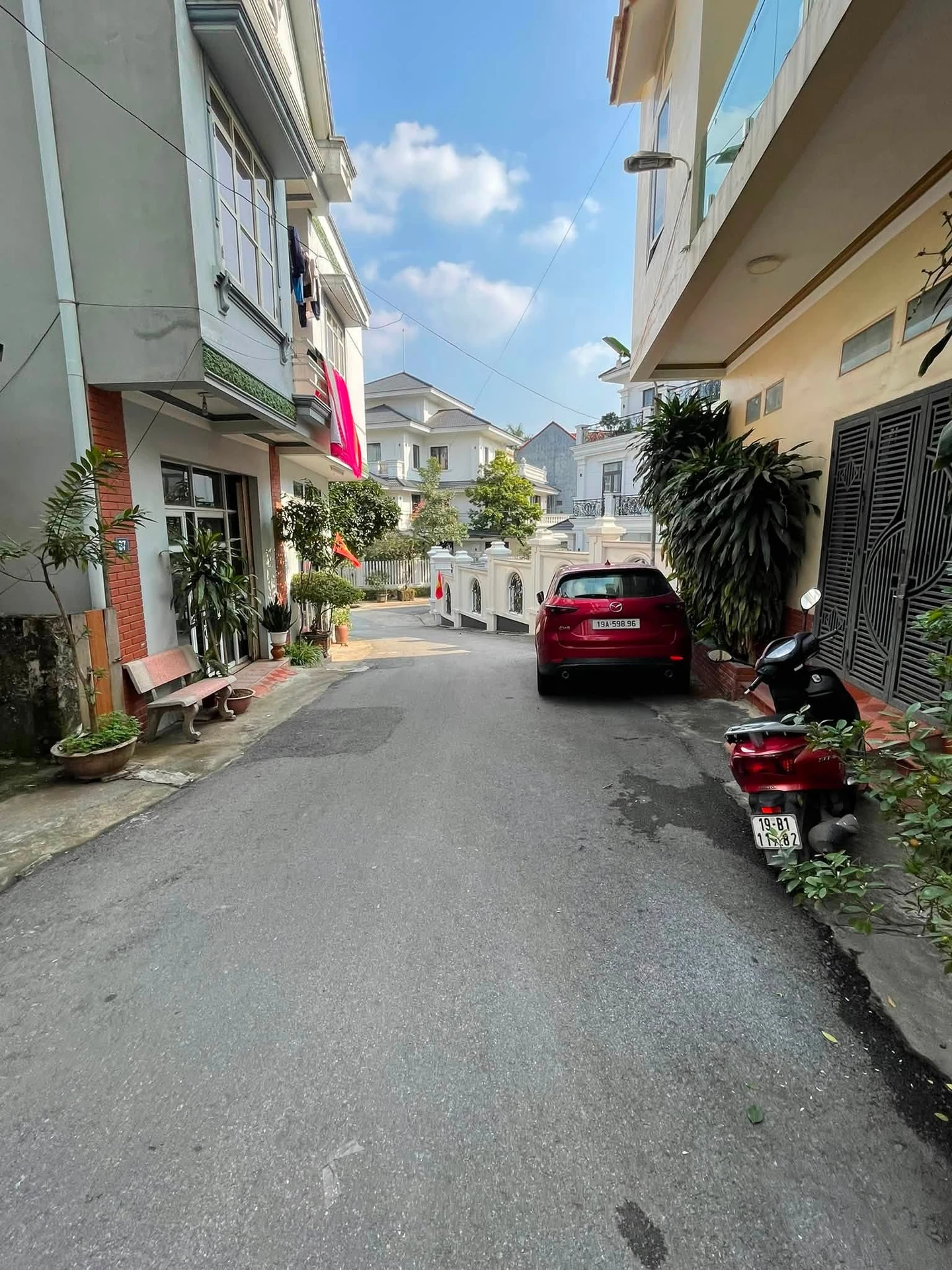 Bán nhà 2 tầng 121m² Tiên Cát 6 tỷ - Ảnh 1
