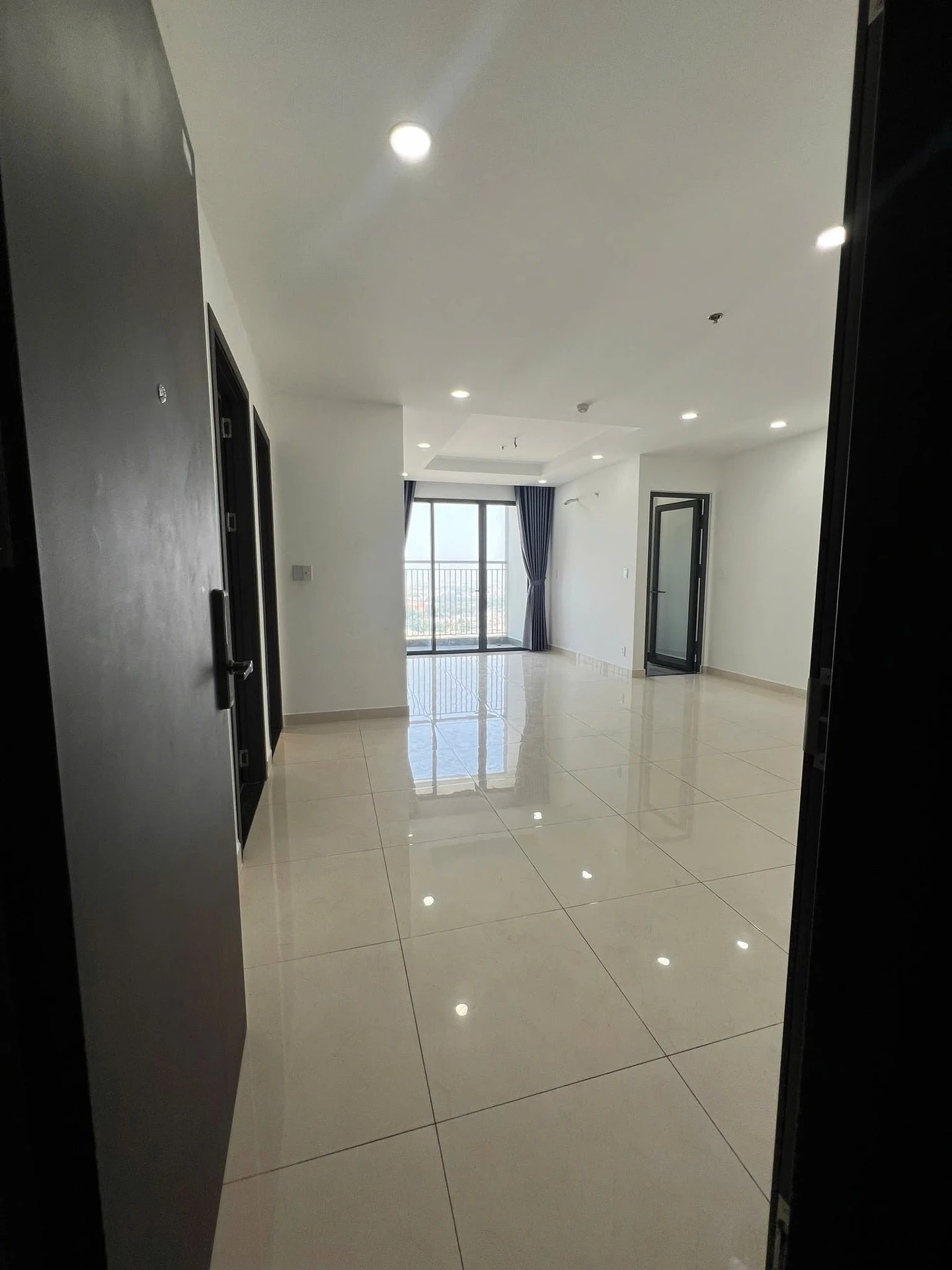 Cho thuê căn hộ 2PN Phú Đông Skygarden từ 8.5 triệu/tháng - Ảnh 1