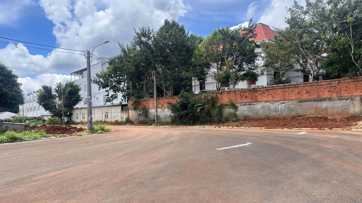 Bán lô đất tái định cư 5x23m gần đường Lê Văn Nhiễu, phường Tân An, Đắk Lắk - Ảnh thu nhỏ 2
