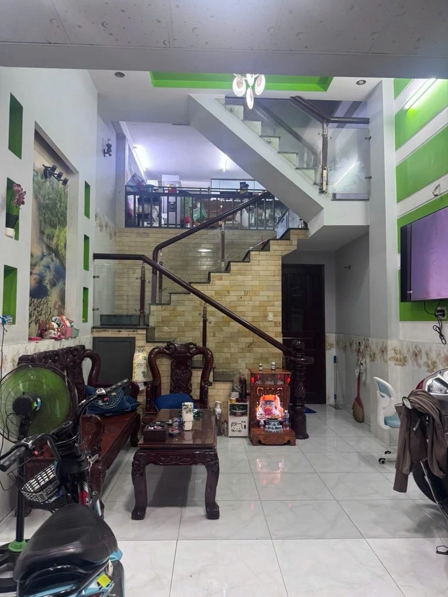 Bán nhà 5 tầng 60m2 Tân Thới Nhất 5 tỷ 2 - Ảnh thu nhỏ 2