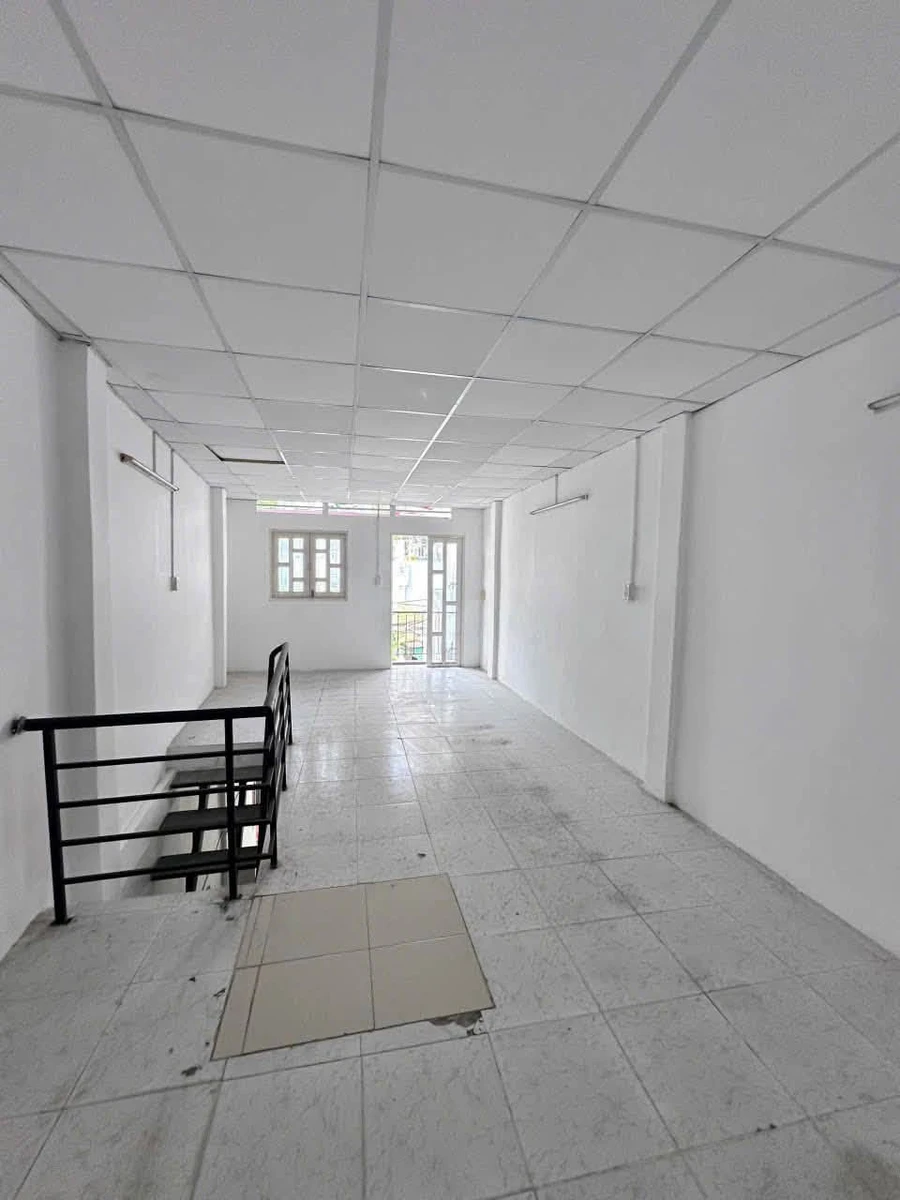Cho thuê nhà hẻm xe tải Âu Cơ 68m² 13 triệu/tháng - Ảnh thu nhỏ 2