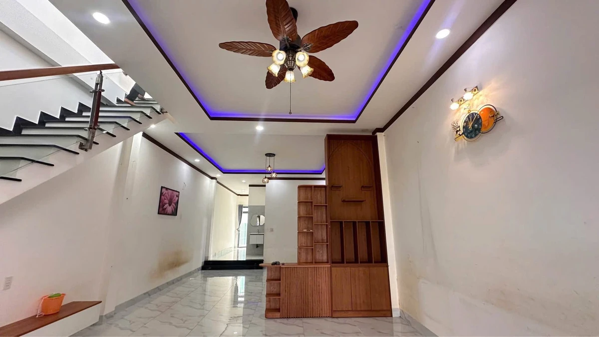 Bán nhà mê lửng 3 phòng ngủ Thôn Cao Thành 1,99 tỷ - Ảnh thu nhỏ 3
