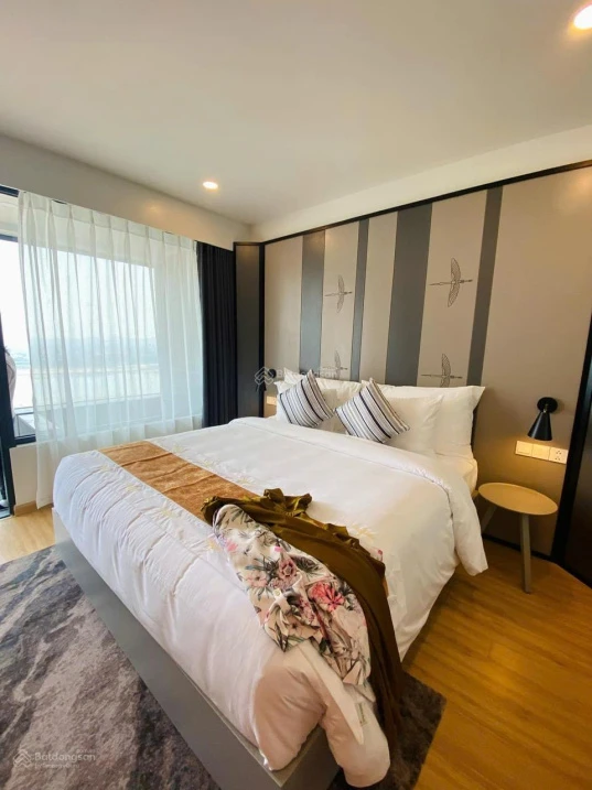 Bán lỗ căn Studio 32,4m2 - 800 triệu đầy đủ nội thất đã bàn giao nhà - Wyndham Thanh Thủy