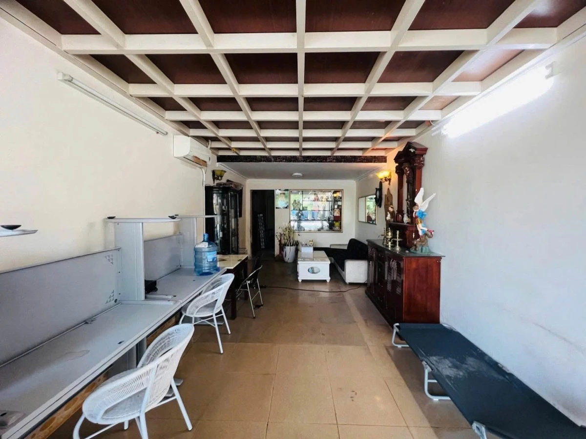 Bán nhà mặt phố Lê Thánh Tông 50m² 3 tầng 8.9 tỷ - Ảnh 1