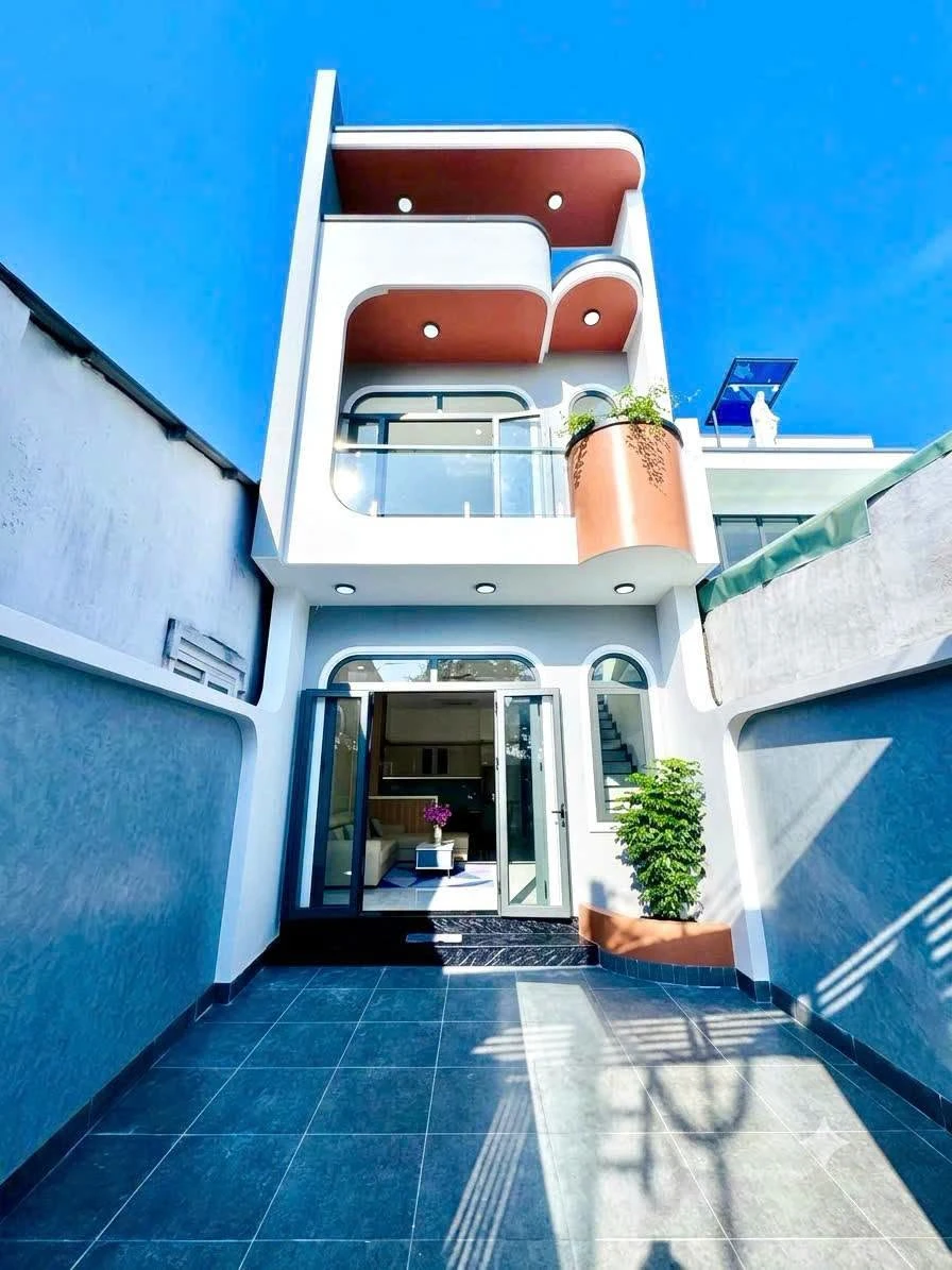 Bán nhà 1 trệt 1 lầu 140m² Thủ Dầu Một, Bình Dương, 4 tỷ 290 - Ảnh thu nhỏ 2