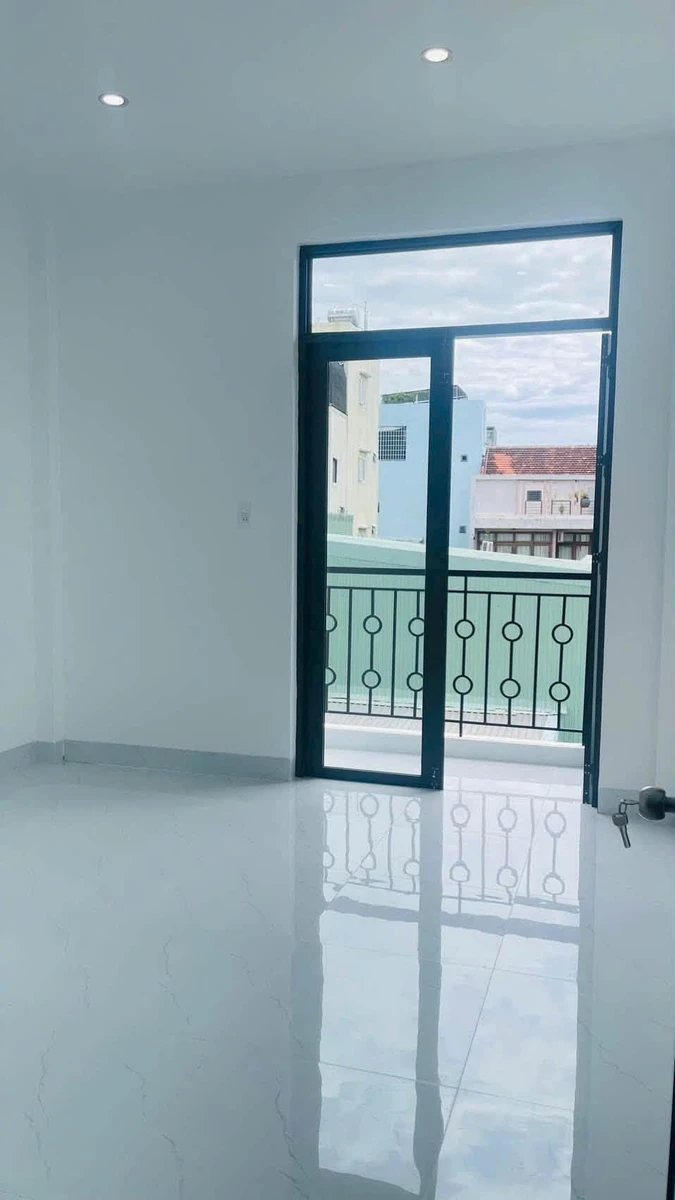 Bán nhà 3 phòng ngủ hẻm rộng 24.5m2 Quy Nhơn - Ảnh thu nhỏ 4