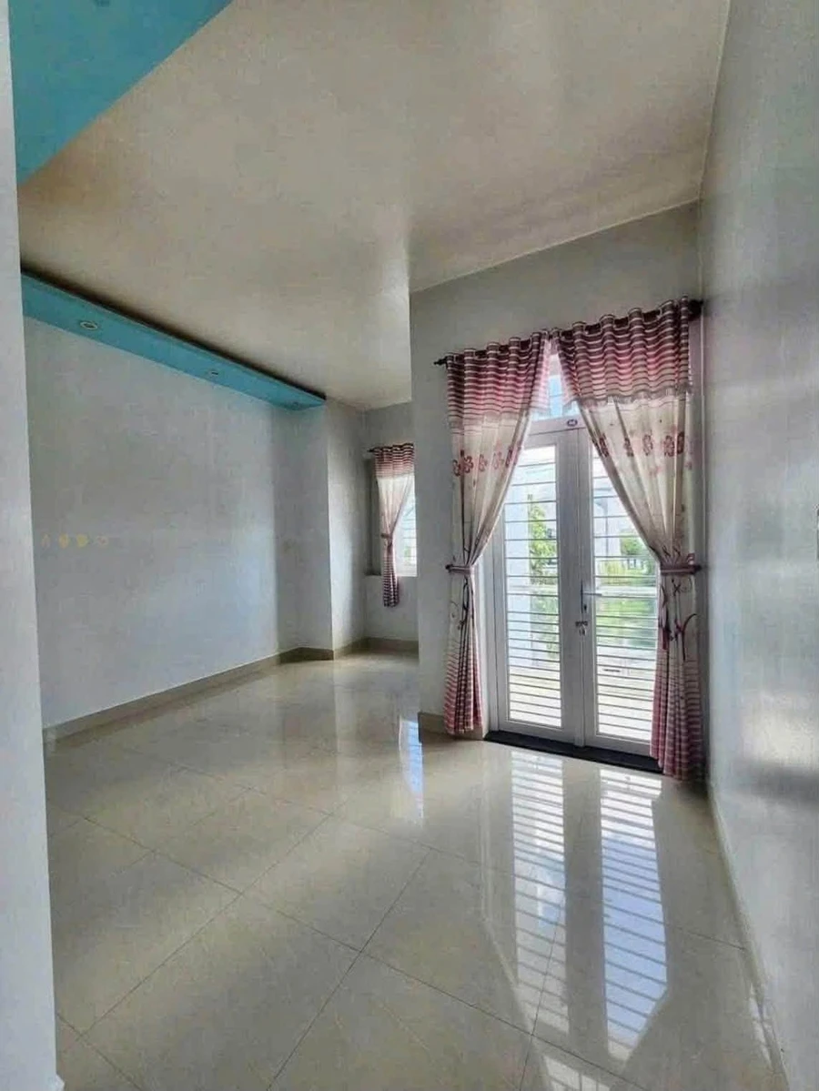 Cho thuê nhà mặt tiền Phạm Hùng, Rạch Giá 8 triệu/tháng, 100m² - Ảnh thu nhỏ 4
