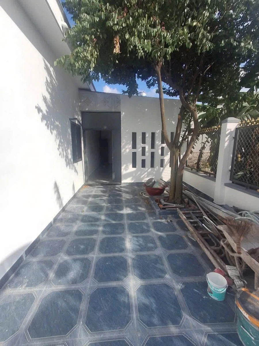 Bán nhà sổ riêng 222,6m2, 3PN 2WC, gần chợ Tân Ba, Thái Hòa, Tân Khánh - Ảnh thu nhỏ 4