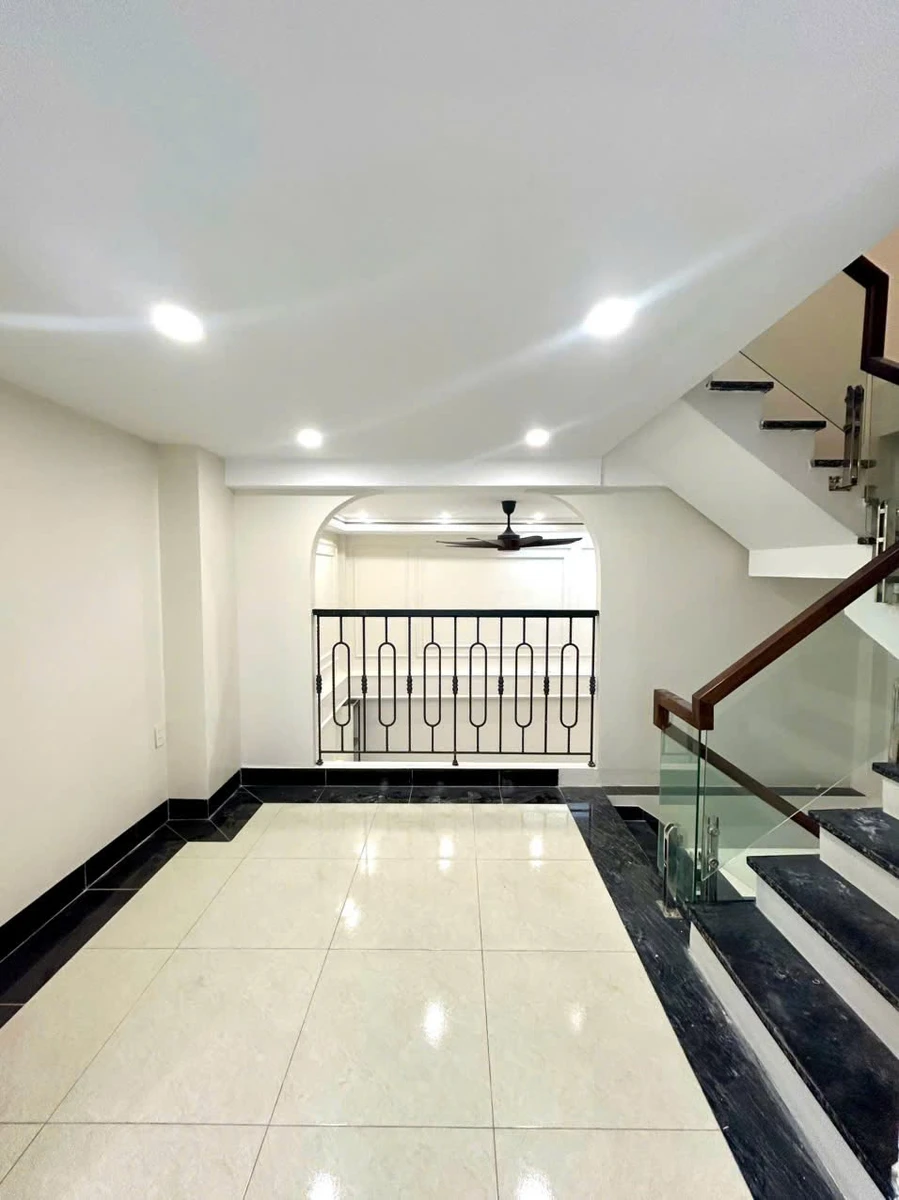 Bán nhà 4 tầng 44m² 3PN Xã Miếu, gần Kafa Hồ Sen - Ảnh thu nhỏ 3