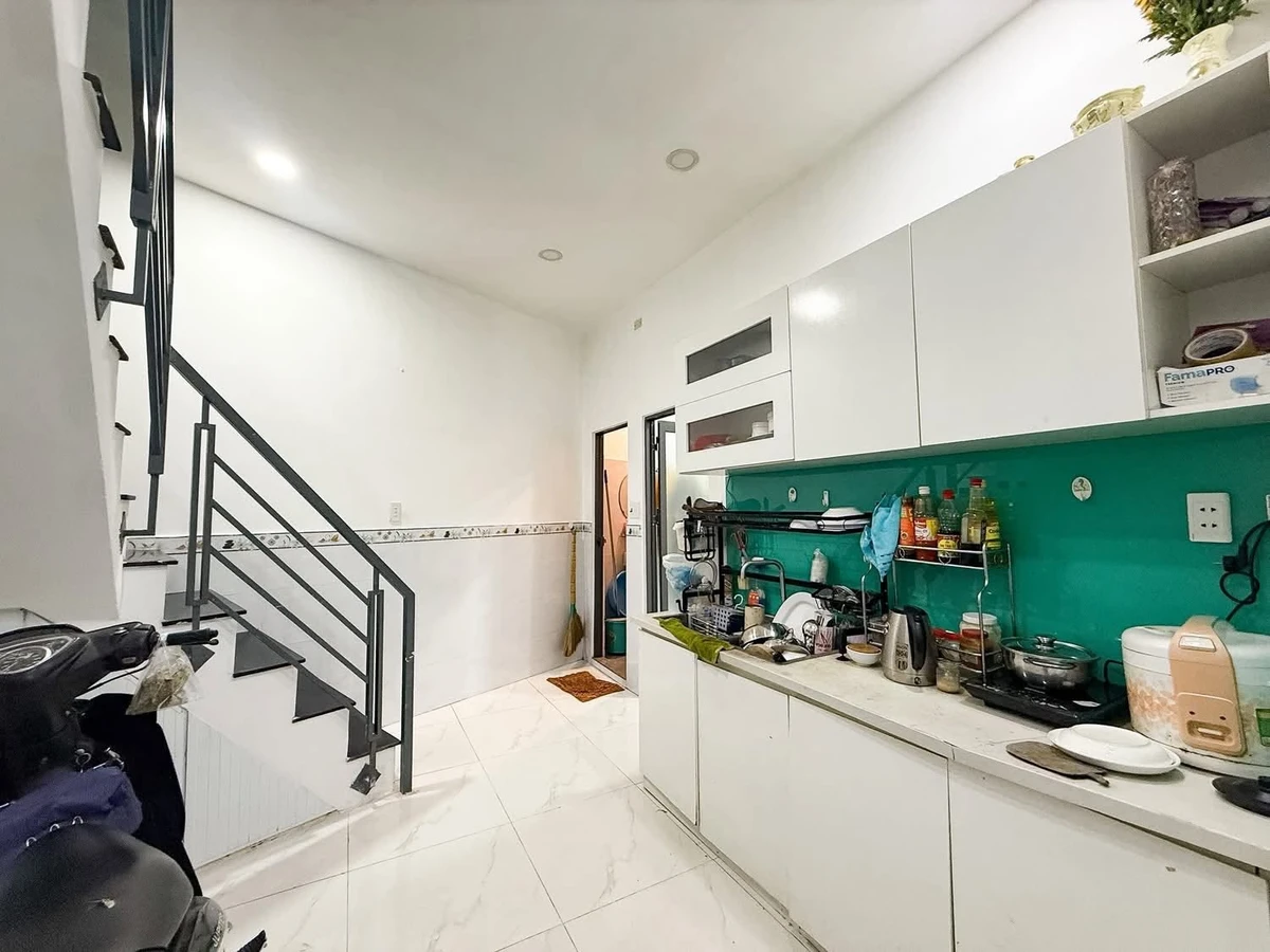 Bán nhà 2 tầng 3PN 40m2 Phan Xích Long Quận 1 - Ảnh thu nhỏ 2