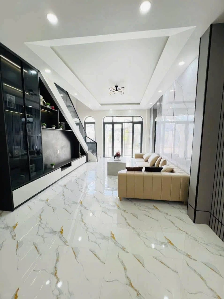 Bán nhà 2 tầng 2 phòng ngủ tại Rạch Giá, Kiên Giang 2 tỷ 790 triệu - Ảnh thu nhỏ 2