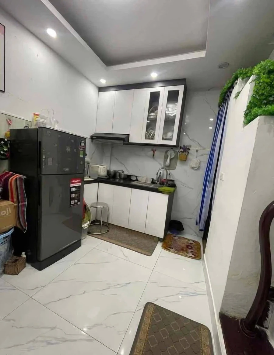 Cho thuê nhà Nguyễn Khắc Nhu 18m² 5 tầng 9 triệu/tháng - Ảnh thu nhỏ 3