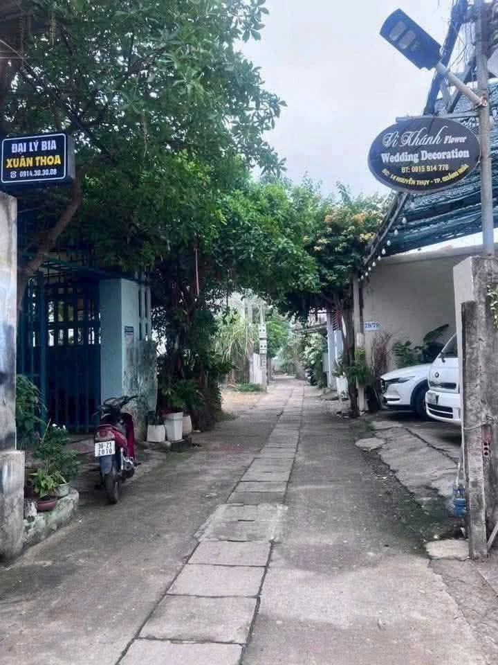 Bán đất mặt tiền hẻm Trần Hưng Đạo 99m² 1,5 tỷ Quận 1 - Ảnh 1