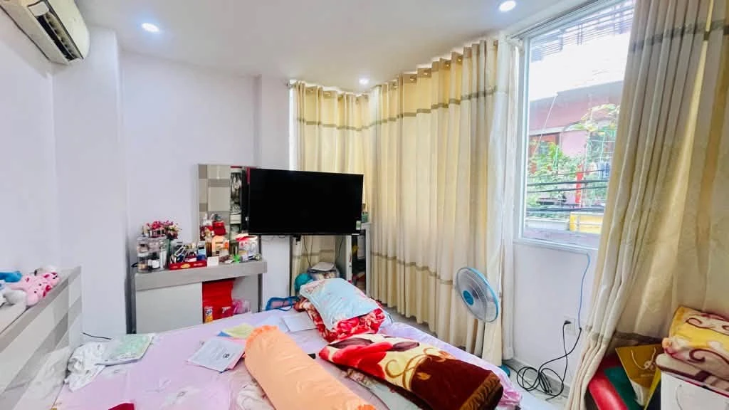 Bán nhà phố góc 4 tầng 70.6m² Phú Nhuận 10 tỷ - Ảnh thu nhỏ 3