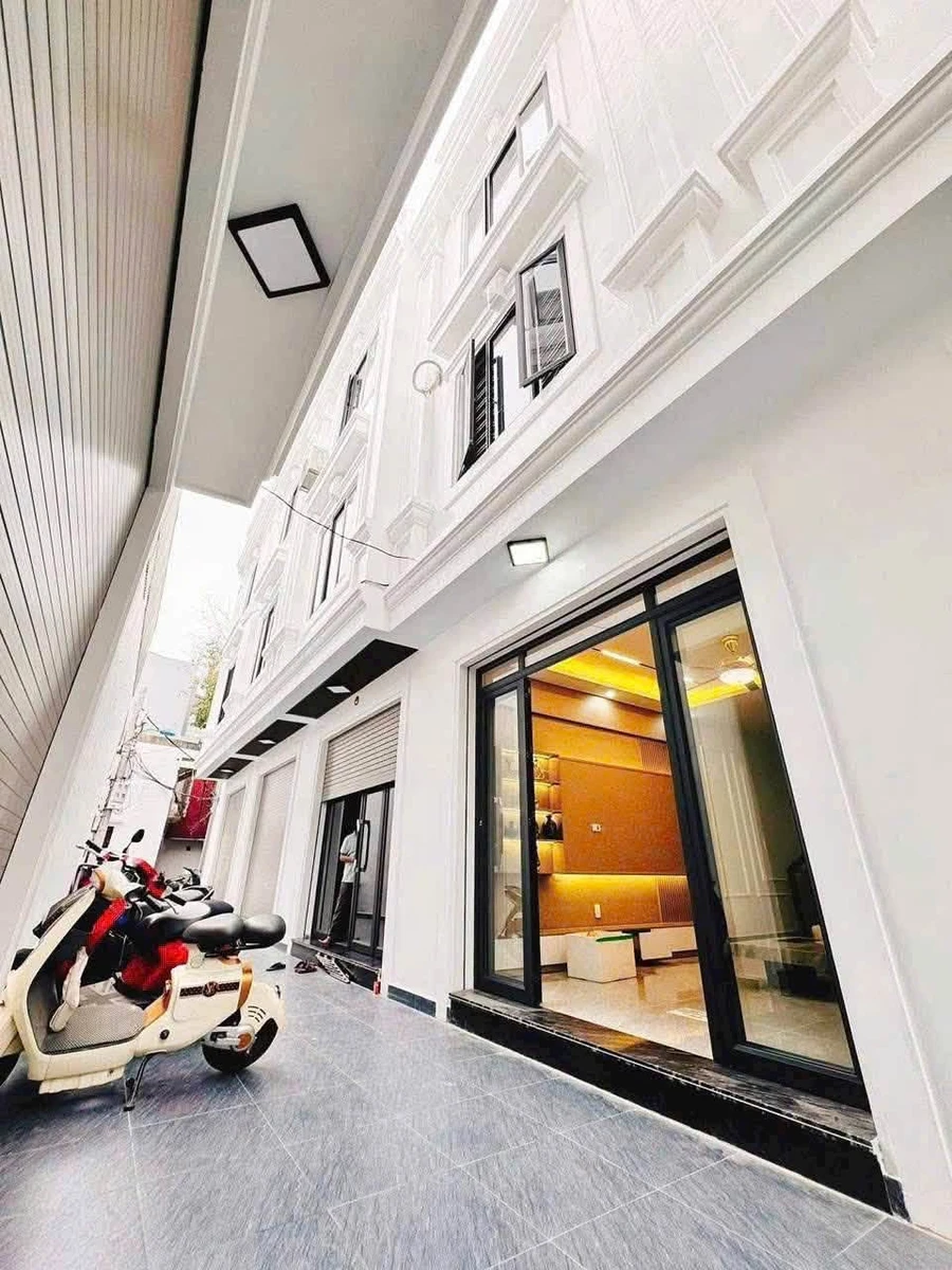 Nhà mới 3 tầng 41m² 3 phòng ngủ Tôn Đức Thắng 3 tỷ 550 - Ảnh 1